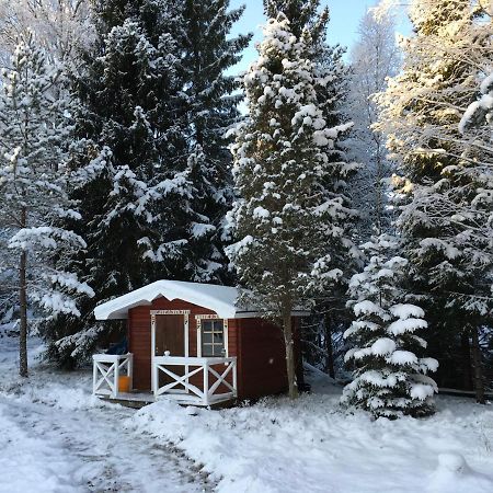 Near Kapellskaer Port - A Cosy Cottage In Norrtaelje Exterior photo